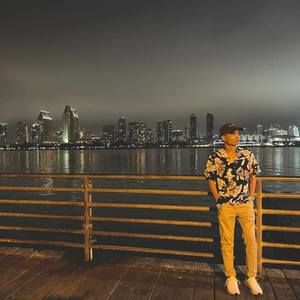 Meet your Posher, Huy